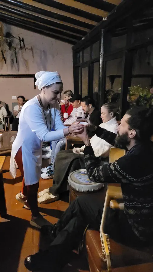 Kirtan con música en vivo en la noche del retiro