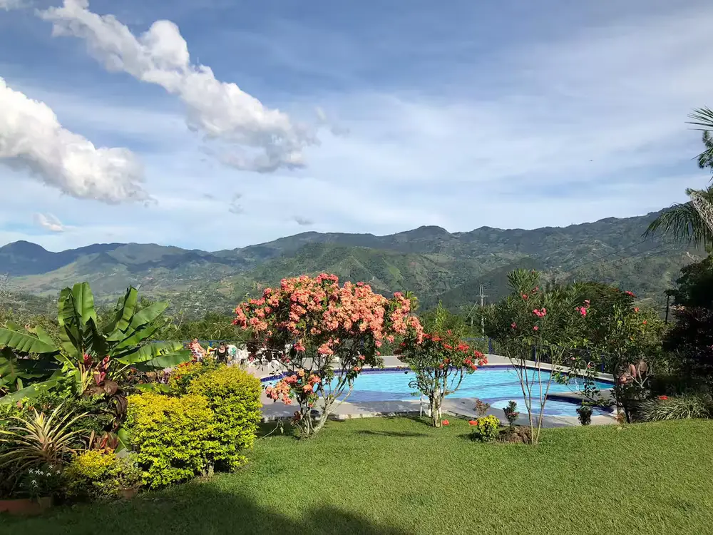 Vista al valle desde la finca en Barbosa